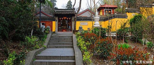 旅游文章插图 龙泉禅寺位于南京市雨花台区将军山与断臂崖合抱处的