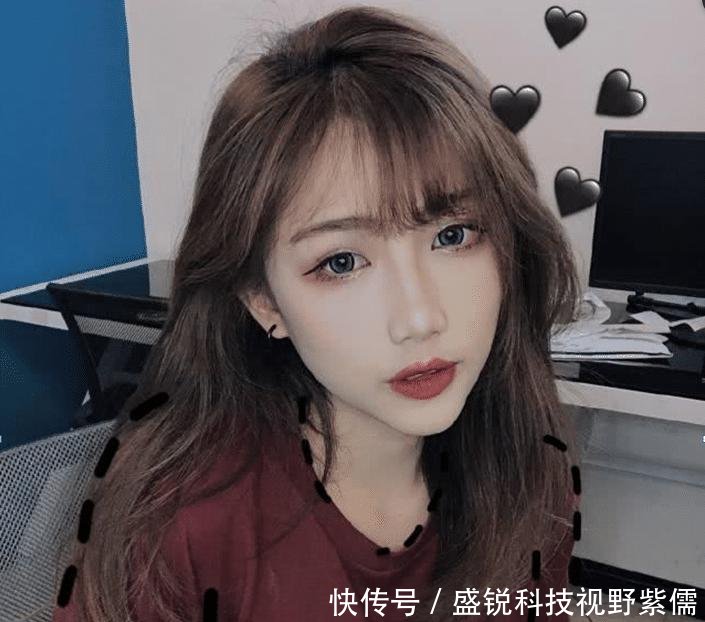 抖音女神钟婷,今年21岁,晒素颜照让网友惊呼比化妆还好看