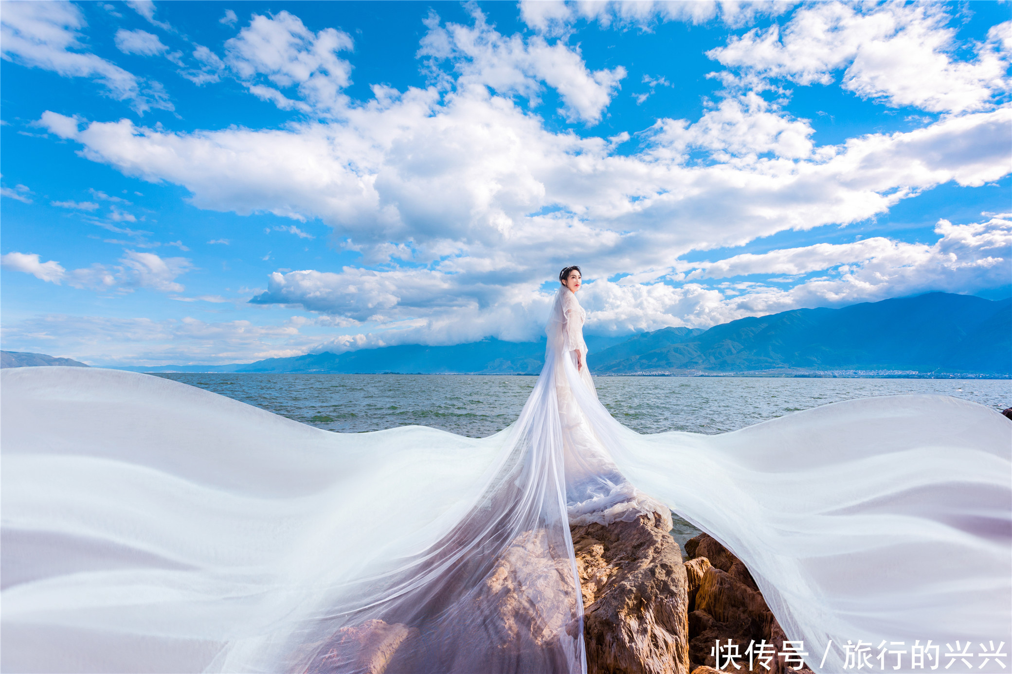 大理旅拍景点推荐:去大理洱海拍婚纱照,一秒get氛围感
