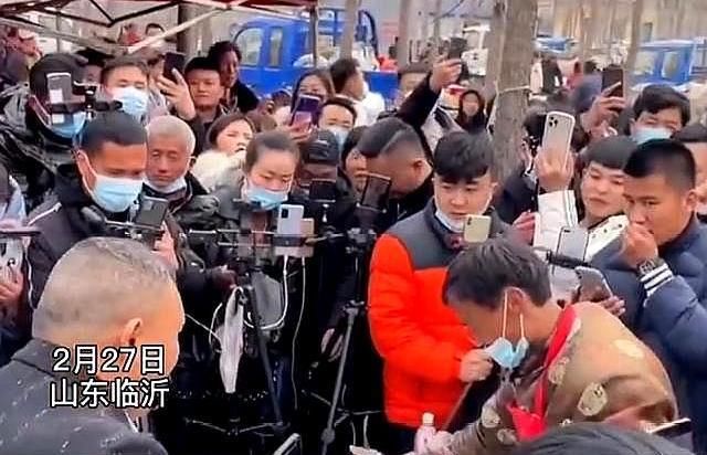此前,拉面哥曾透漏:希望可以邀请刘德华来吃拉面