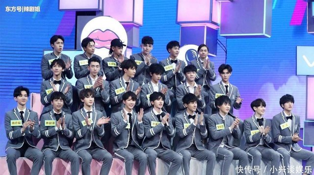 完美的餐厅 是青铜和 奇妙的食光 比差三点 第三点很重要 快资讯