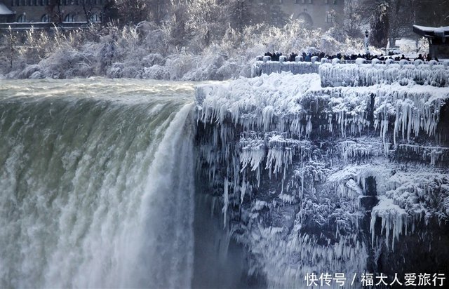 美国尼亚加拉大瀑布 世界三大瀑布之一 已经进入冰冻模式 快资讯