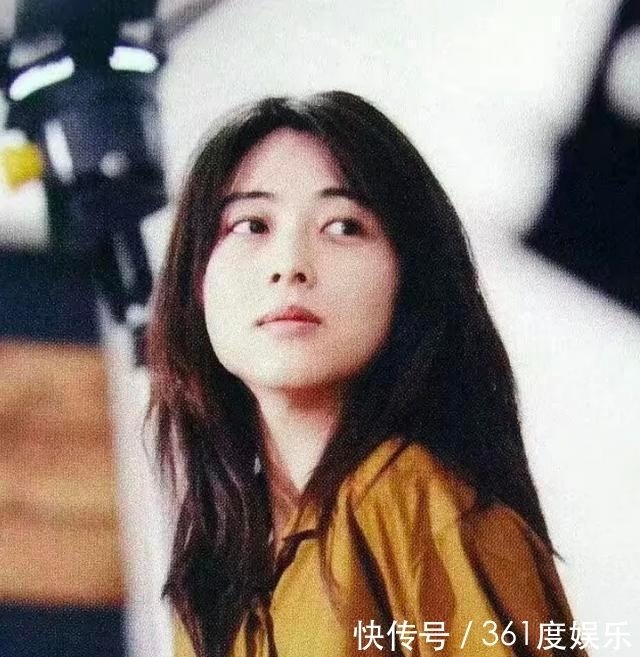 传奇摇滚歌手坂井泉水 日本是明子赤木的化身 和泉水一样清晰 快资讯 传奇摇滚歌手坂井泉水 日本是明子赤木的化身 和泉水一样清晰 快资讯