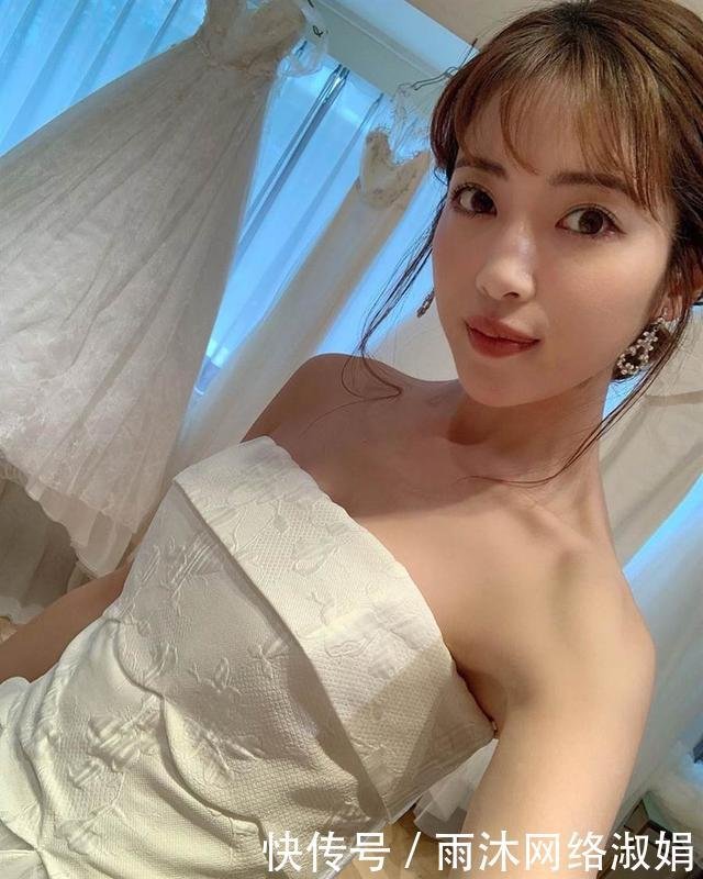 日本人气女模舟山久美子闪嫁圈外人 老公身份被媒体起底 快资讯 日本人气女模舟山久美子闪嫁圈外人 老公身份被媒体起底 快资讯
