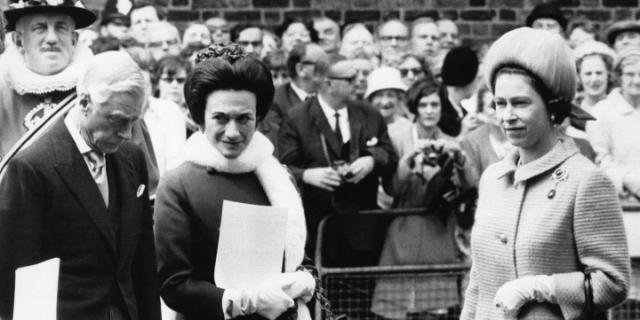 伊丽莎白二世女王 在爱德华八世去世之前 的确与他见面冰释前嫌 快资讯 伊丽莎白二世女王 在爱德华八世去世之前 的确与他见面冰释前嫌 快资讯