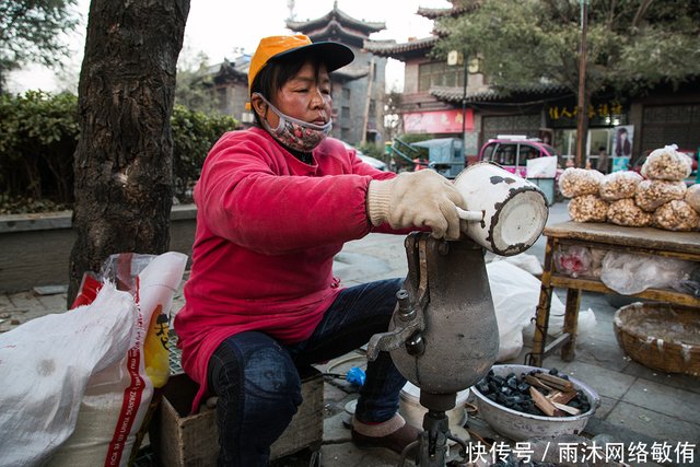 一组爆米花图片 满满都是回忆最有意思是 开炮 瞬间 快资讯