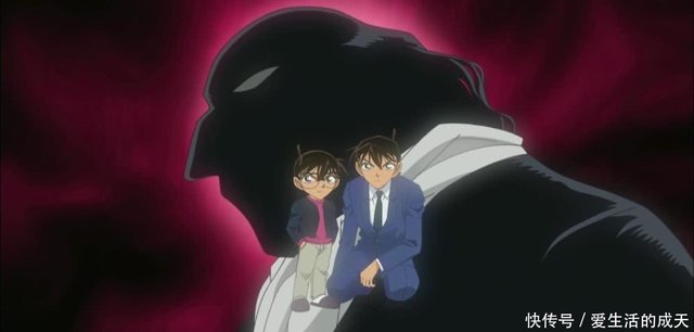 名侦探柯南 黑衣组织首领确认 三大朗姆候选人中 她的嫌疑最大 快资讯