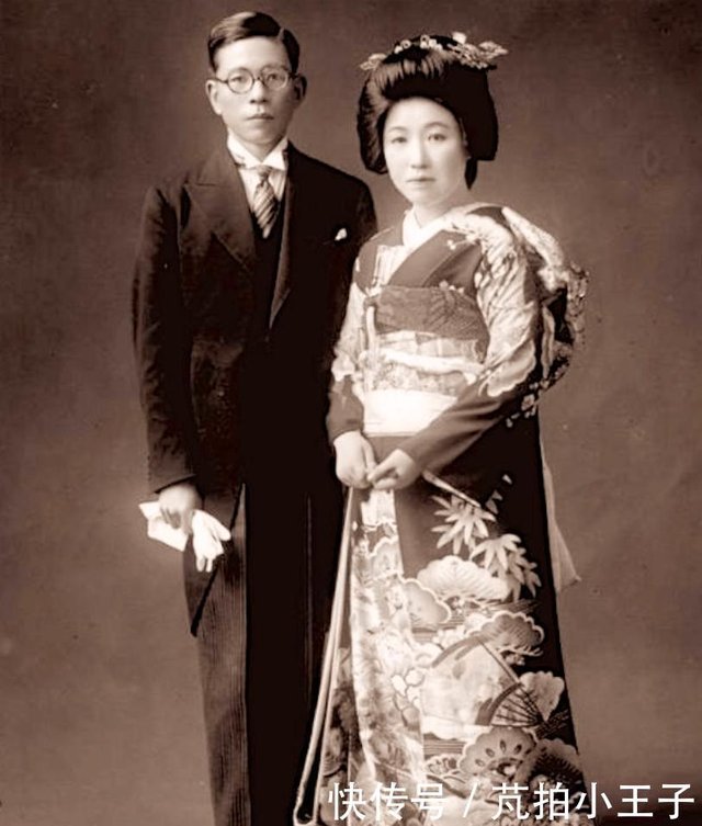 百年前的日本家庭相册传统婚礼上的新娘 快资讯