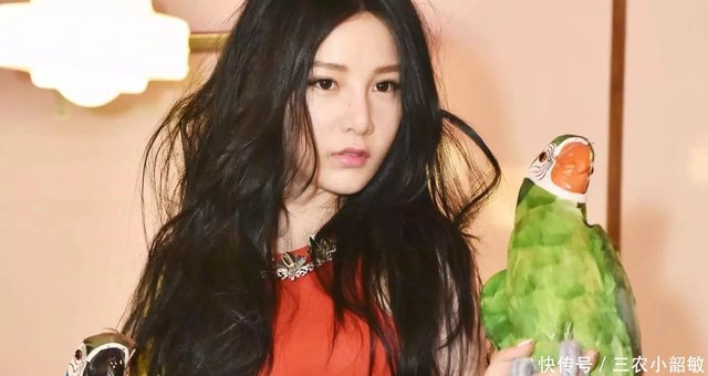 被禁唱的4首歌 本兮 许嵩上榜 而他被禁10年后写进教科书 快资讯 被禁唱的4首歌 本兮 许嵩上榜 而他被禁10年后写进教科书 快资讯