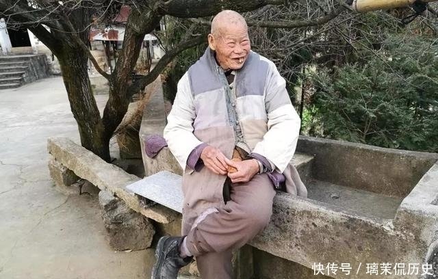 介绍两位出家的歌手 张家芳和李娜 耀一法师和昌圣法师 音乐