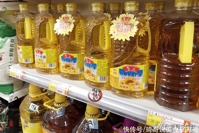 食用油 烟点 调和油 溶剂油 是什么 多花钱 还买来病 快资讯