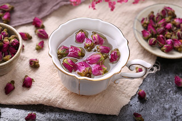 玫瑰花茶可以每天喝吗 红枣枸杞玫瑰花茶禁忌 必看 快资讯