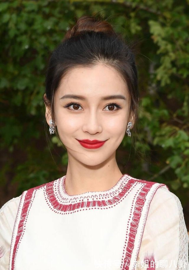 普通女生有3个特点 说明是皮相美人 稍微化点妆就会很惊艳 快资讯 普通女生有3个特点 说明是皮相美人 稍微化点妆就会很惊艳 快资讯