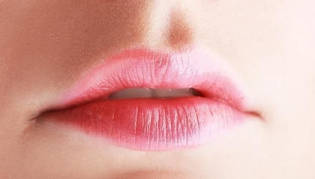 为什么唇炎会找上门3个原因告诉你答案 快资讯