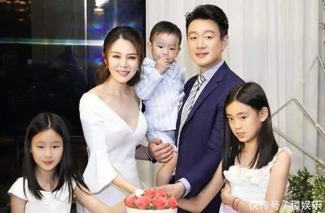 佟大为女儿长相高级 12岁 撞脸 王祖贤 网友最美的星二代 快资讯 佟大为女儿长相高级 12岁 撞脸 王祖贤 网友最美的星二代 快资讯