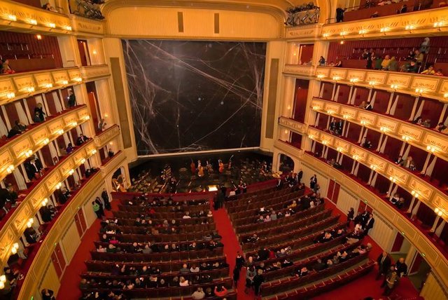 打破150年传统 女性剧作家的作品将在维也纳国家歌剧院首演 快资讯