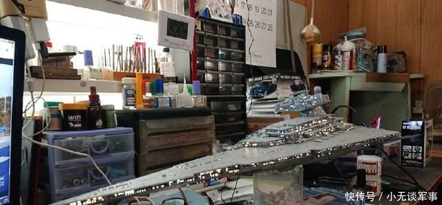 加上电饰效果的歼星舰模型 快资讯 加上电饰效果的歼星舰模型 快资讯