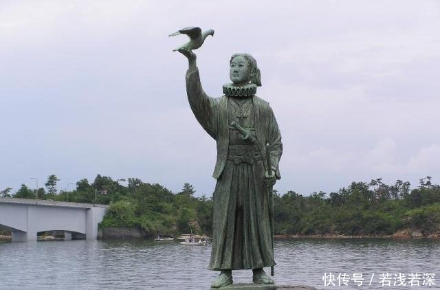 玩游戏是历史 真实的天草四郎 与 侍魂 的妖魅形象大不一样 快资讯