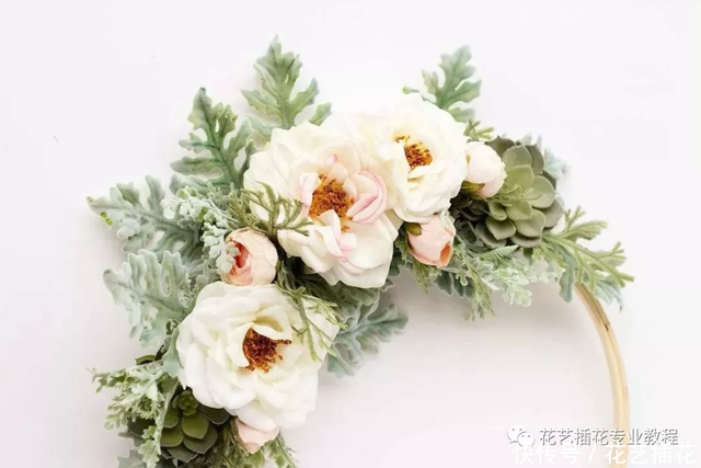 花艺教程 以花为冠 花环的历史与使用 快资讯