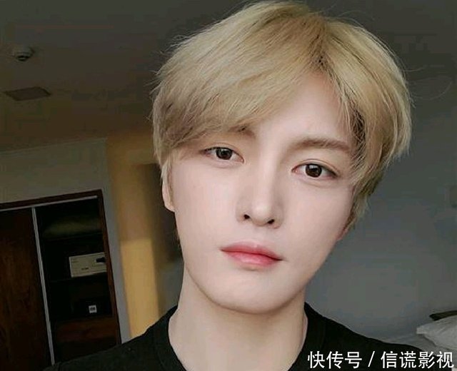搬重物不慎受伤金在中肋骨骨折 快资讯