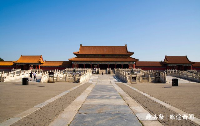 故宫一宫殿牌匾上被射上一支箭 200年无人敢拔 到底是谁所为 快资讯