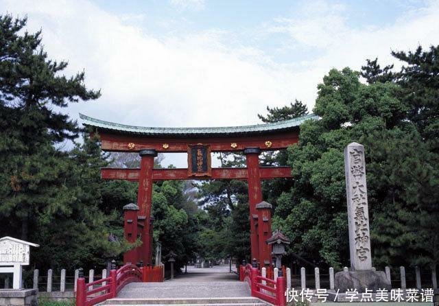 日本 神山 的一座碑上刻着 日本能存在 全因一个中国人的恩惠 快资讯 日本 神山 的一座碑上刻着 日本能存在 全因一个中国人的恩惠 快资讯