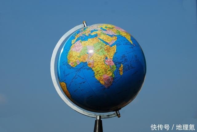 学好地理的第一课 认识地球和地球仪的三个关键点 快资讯