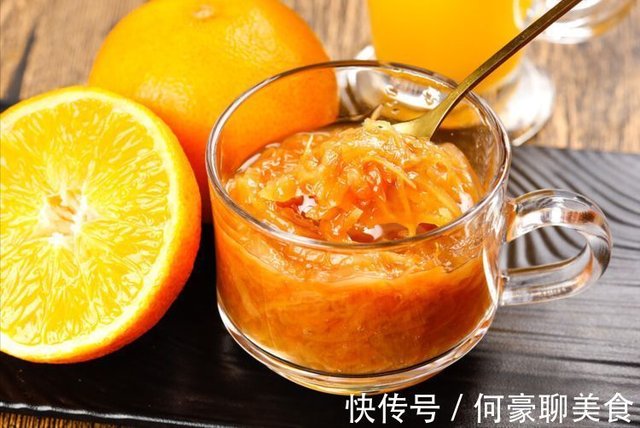 2分钟学会自制蜂蜜柚子茶 剩下的皮也别扔 做成软糖营养又好吃 快资讯