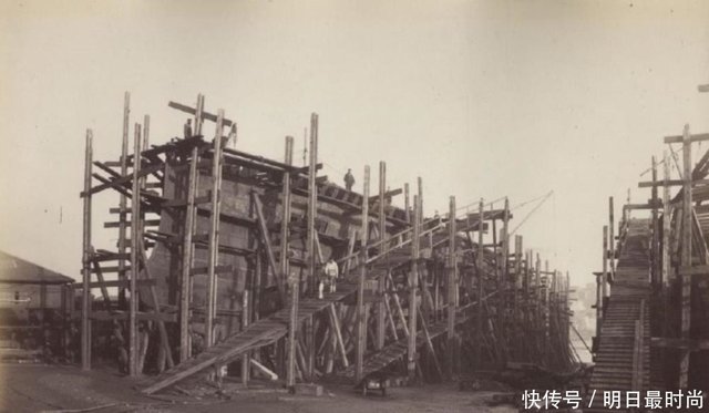 1885年 建造中的浪速号巡洋舰 即将加入日本海军服役 快资讯