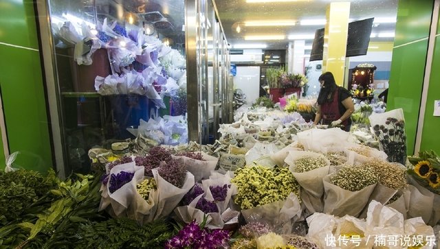 泰国卖花姑娘个个貌美如花 原来都藏在这个曼谷最大的市场里 快资讯