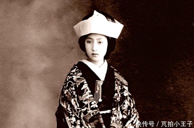 百年前的日本家庭相册传统婚礼上的新娘 快资讯