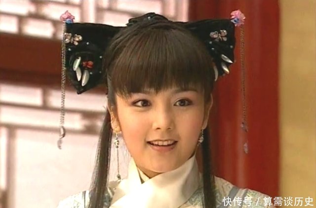 旗头五花八门的古装女子 高宝宝美艳 冼色丽清纯 左小青娇俏 快资讯