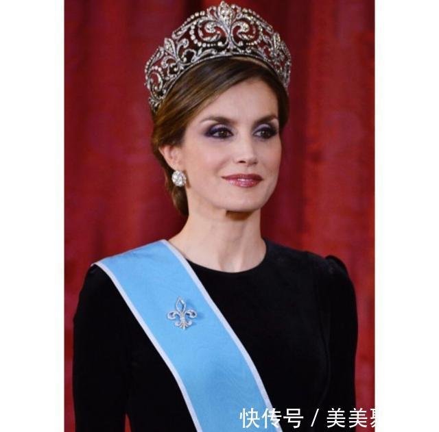 西班牙皇室的象征 鸢尾花王冠 快资讯 西班牙皇室的象征 鸢尾花王冠 快资讯