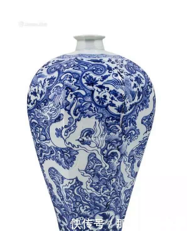 中国　青花　花卉雲龍鳳凰文　梅瓶　V　6953 中国 青花 花卉雲龍鳳凰文 梅瓶 V 6953 - メルカリ