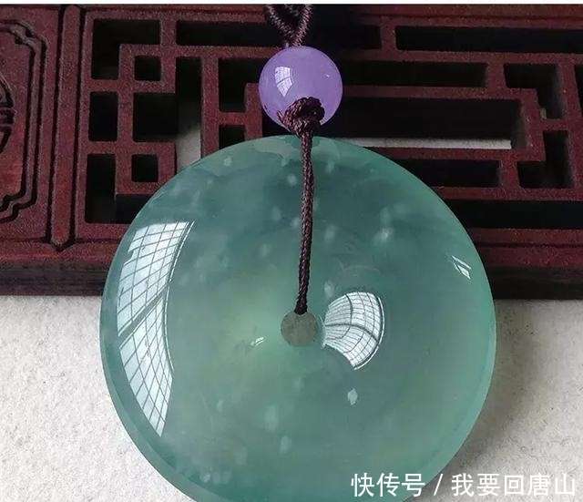 天青冻冒充翡翠的新品种一骗一个准，看了别再上当了- 快资讯