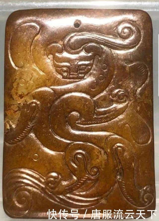 古玉识趣（66）：远瞟古牌雕龙凤近观后仿蚀上工- 快资讯
