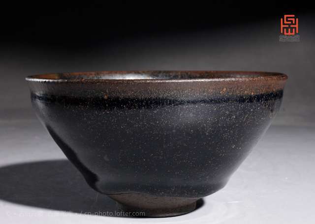 宋建窑乌金釉银毫束口盏- 快资讯