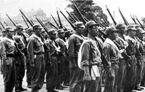 他处决3000日本战俘，朝鲜战场率300人击败2万美军，最后神秘消失