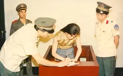 80年代走红的女星“刘三姐”，靠美色上位敛财76万元，92年被枪决