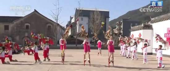 新年伊始消费升温年货市集火热