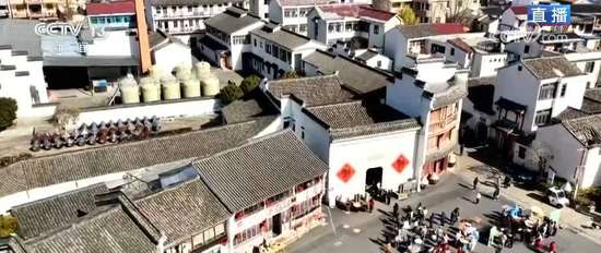 新年伊始消费升温年货市集火热