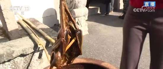 新年伊始消费升温年货市集火热