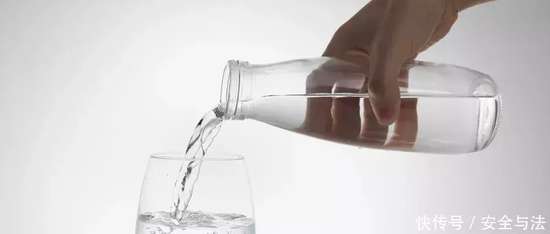 咳了一大堆痰后面有血