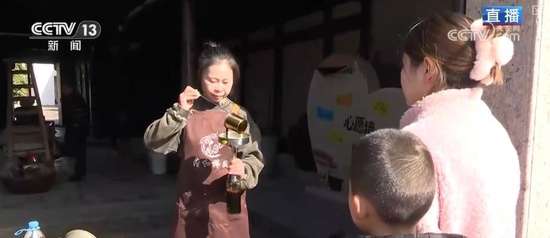 新年伊始消费升温年货市集火热