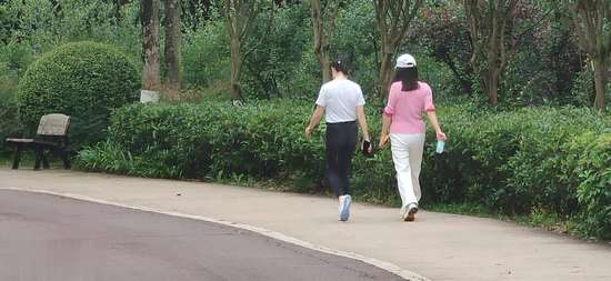 快走对身体的益处有哪些