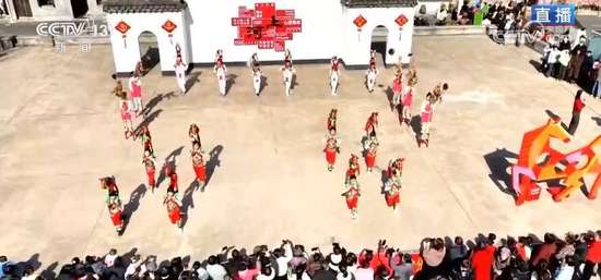 新年伊始消费升温年货市集火热