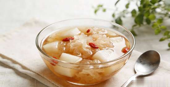 银耳和山药一起炖的做法