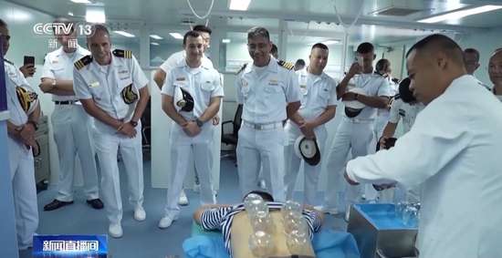 丝路方舟号赴汤加开展诊疗服务