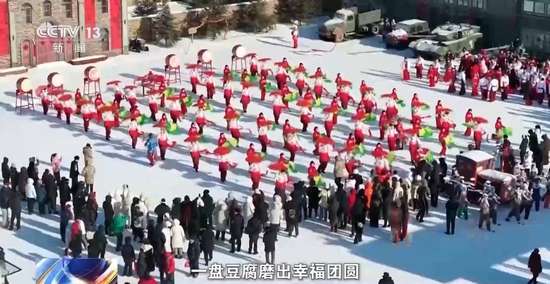 东北铁锅炖生活的烟火气息