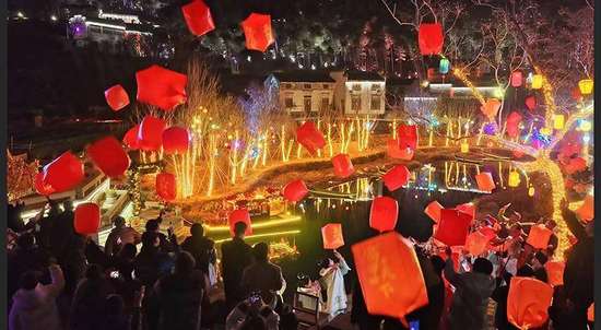 新春走基层古村落